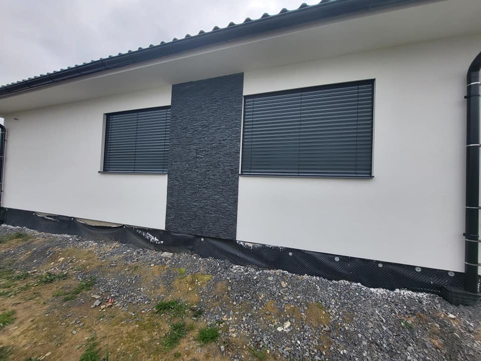 Venkovní žaluzie — Novostavba — antracit